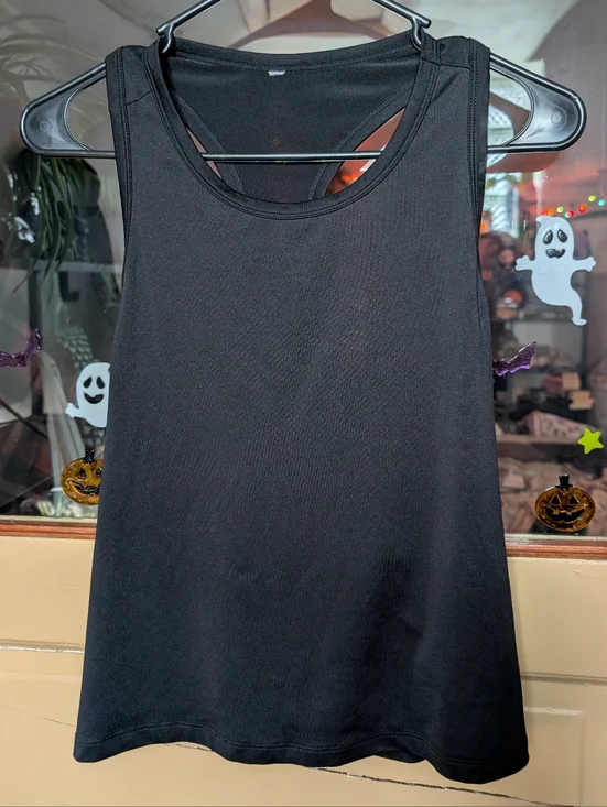 Fabletics Racerback Tank - Picture 2 of 4